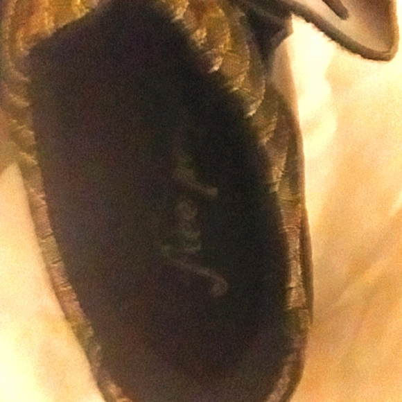 Free The People - Picture 9 of 9